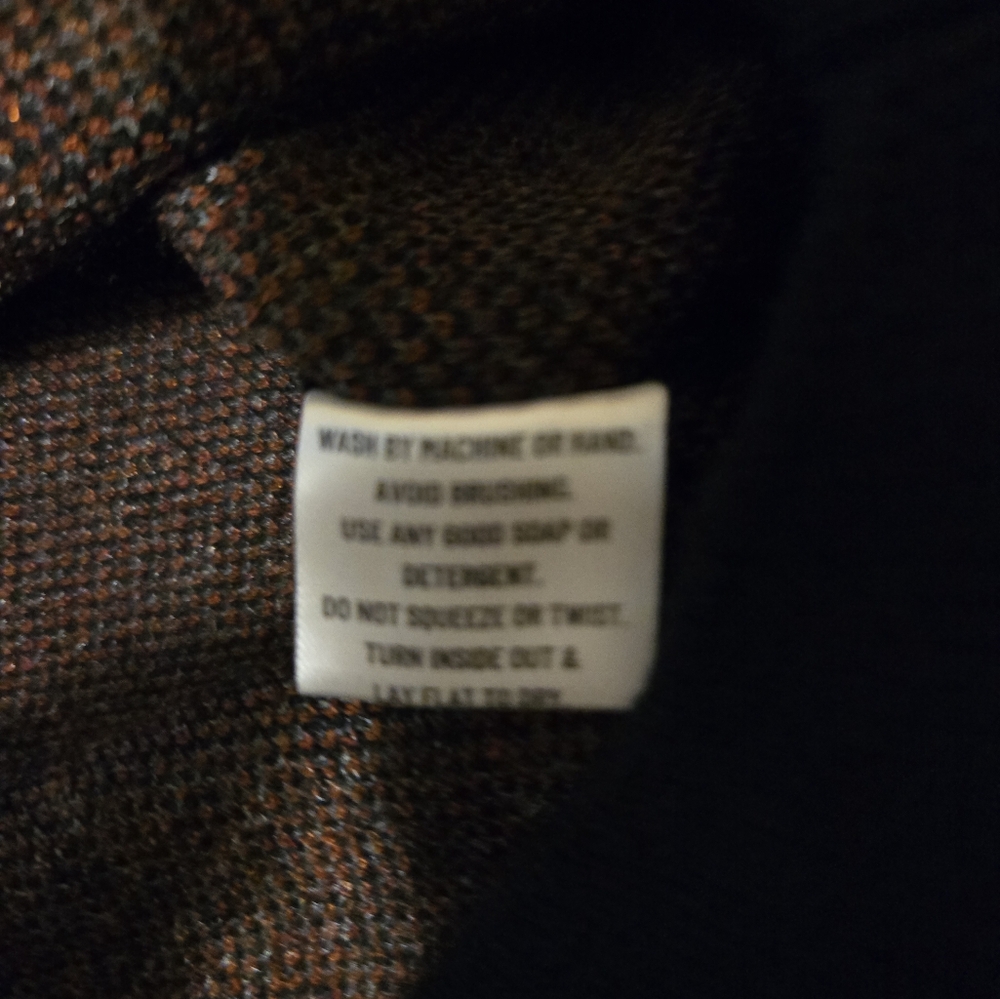 Gulmarg Men's Sweater Size 2XL Seems Ot Be Acrylic, No Fabric Content Tag - Picture 7 of 8